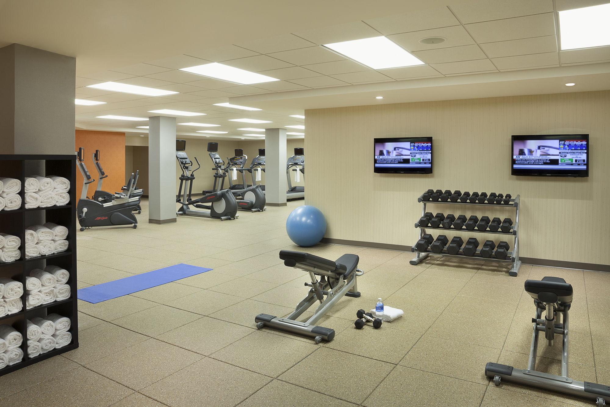 Towneplace Suites By Marriott Toronto Northeast/Markham Bagian luar foto