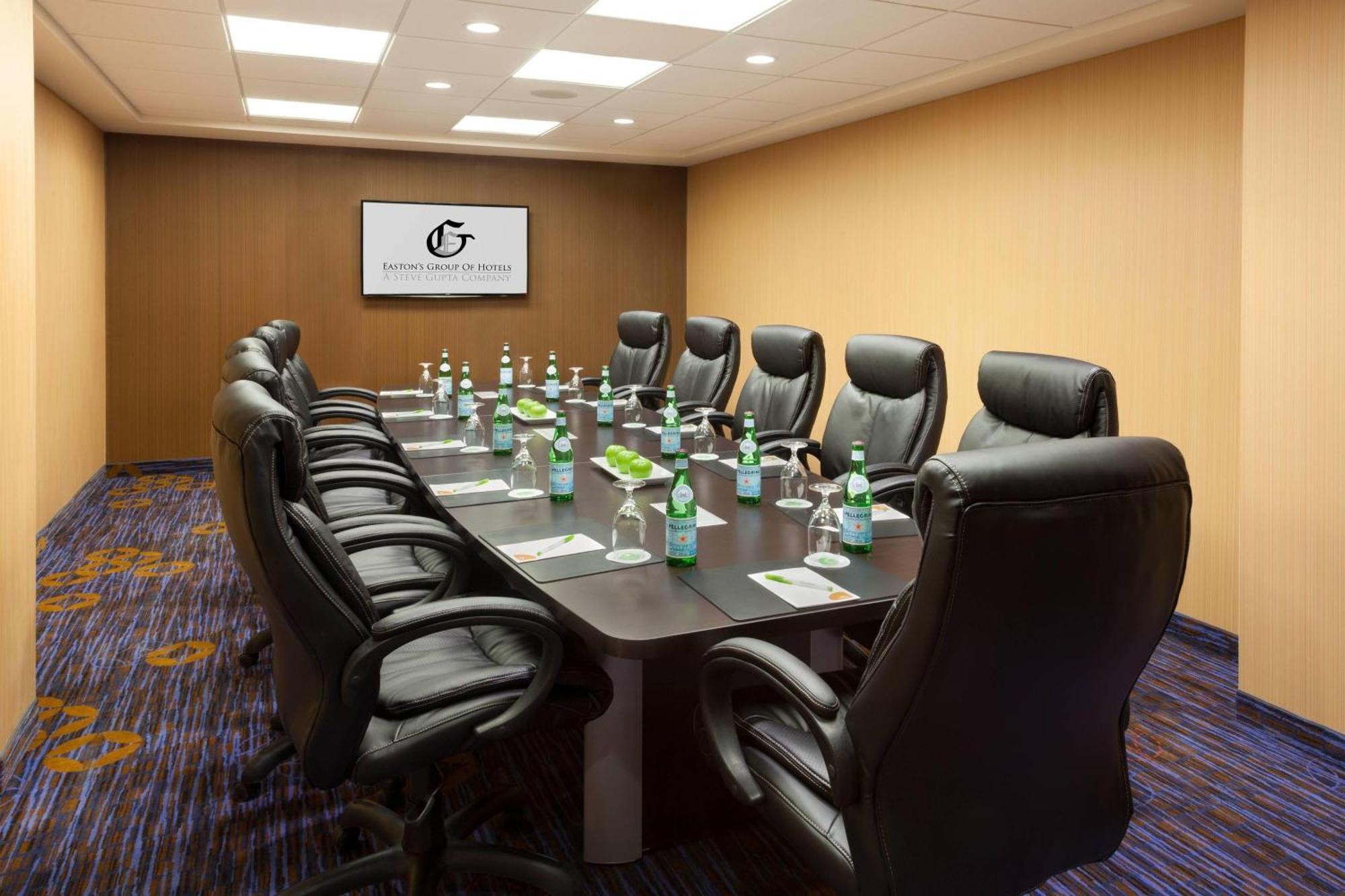 Towneplace Suites By Marriott Toronto Northeast/Markham Bagian luar foto